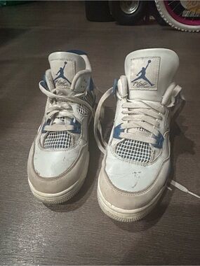 Jordan Retro 4